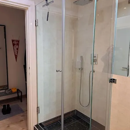 Διαμέρισμα Karolyi Garden Great Jacuzzi+a/c Βουδαπέστη