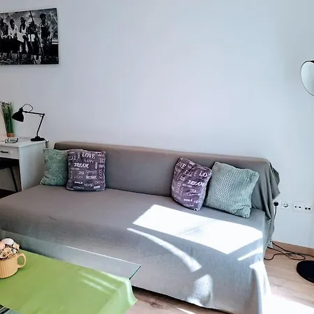 Διαμέρισμα Karolyi Garden Great Jacuzzi+a/c Βουδαπέστη